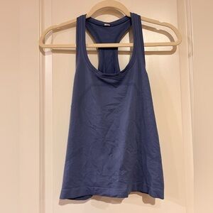 🍋🫐Lululemon Swiftly Tech Racerback Tank Top 2.0 in Wild Indigo - like new🫐🍋
